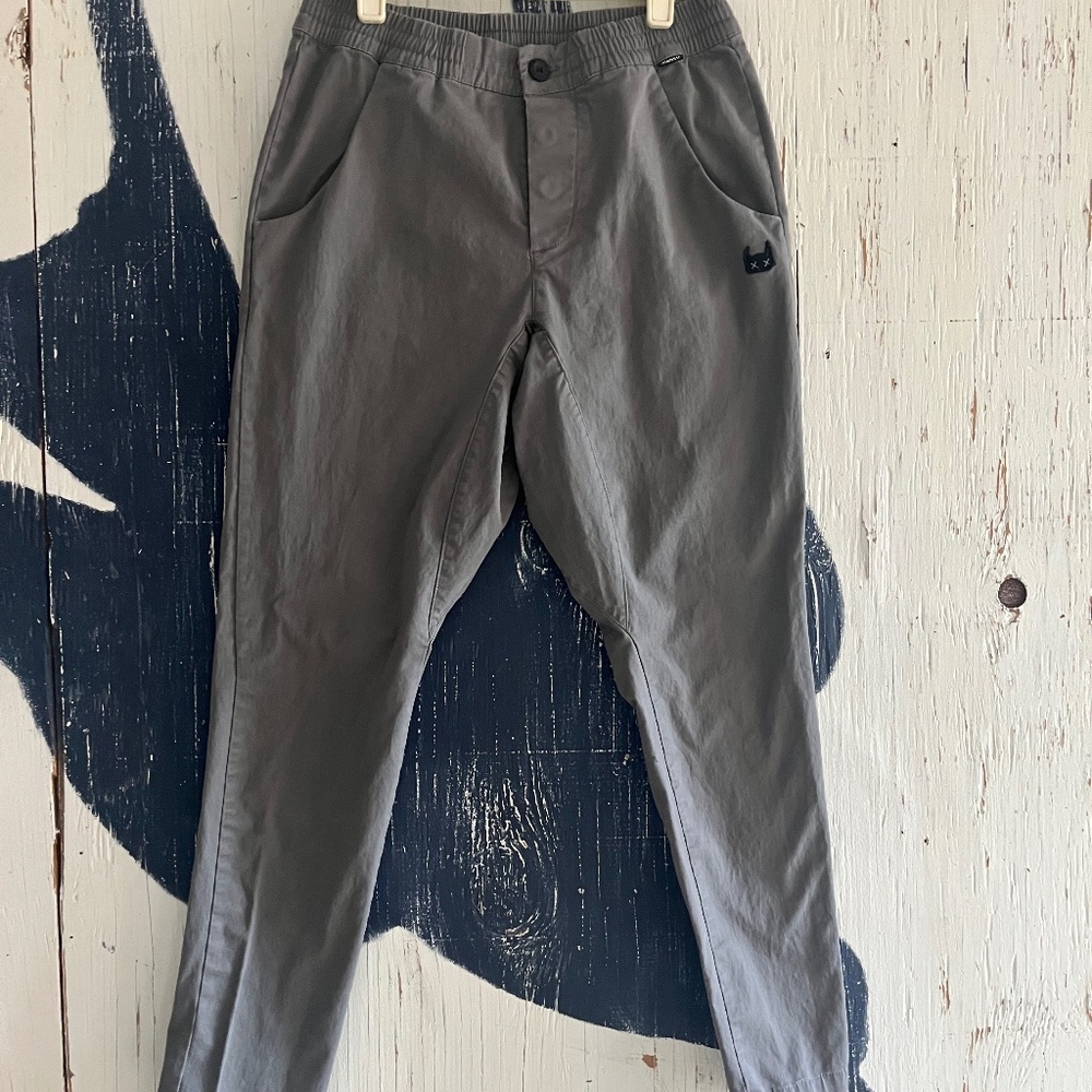 MUNSTER KIDS RIDER 2 PANT IN CHARCOAL SZ: 12
